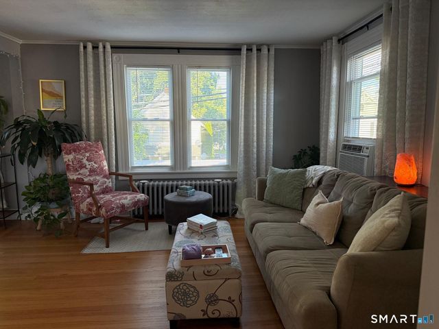 497 High Street 2, Middletown, CT 06457