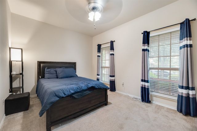 4004 Red Rock Drive, Heartland, TX 75126