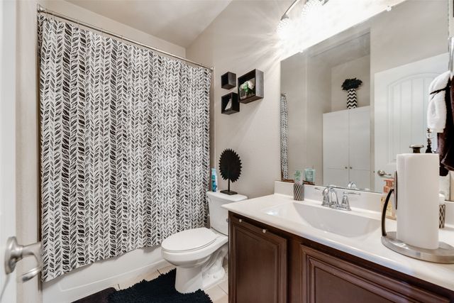 4004 Red Rock Drive, Heartland, TX 75126