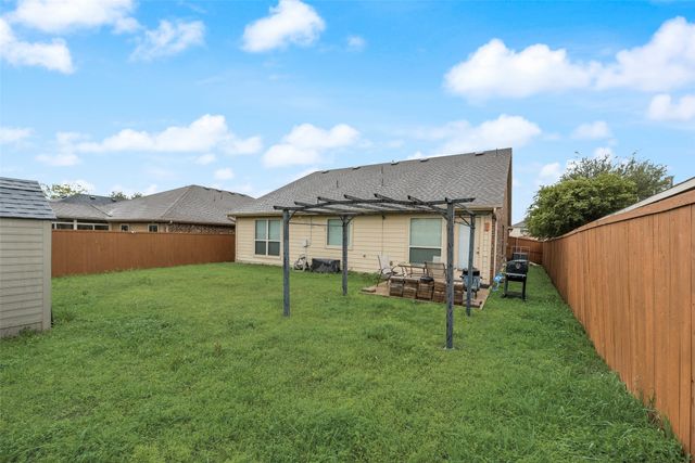 4004 Red Rock Drive, Heartland, TX 75126