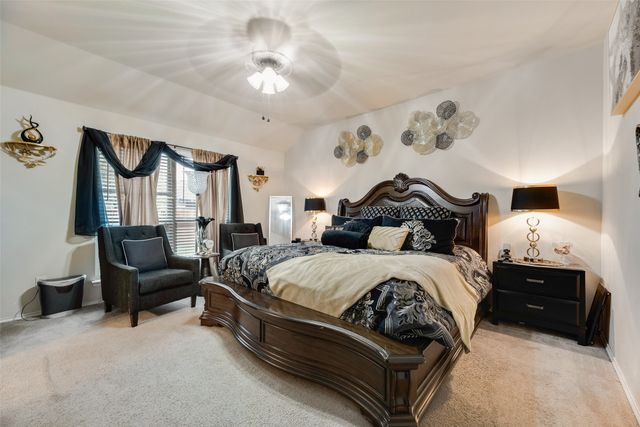 4004 Red Rock Drive, Heartland, TX 75126