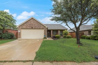 4004 Red Rock Drive, Heartland, TX 75126