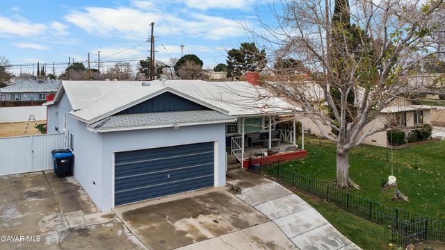 44410 Loneoak Avenue, Lancaster, CA 93534