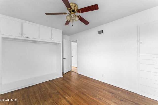 44410 Loneoak Avenue, Lancaster, CA 93534