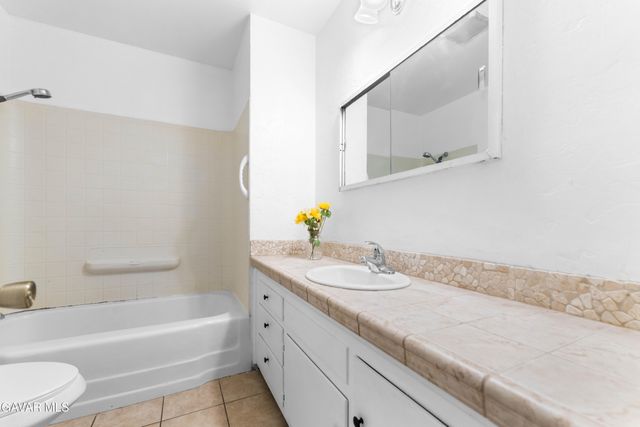 44410 Loneoak Avenue, Lancaster, CA 93534