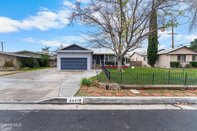 44410 Loneoak Avenue, Lancaster, CA 93534