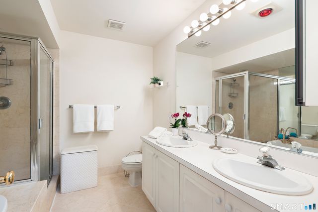 180 Turn Of River Road 1B, Stamford, CT 06905