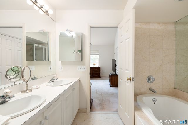 180 Turn Of River Road 1B, Stamford, CT 06905