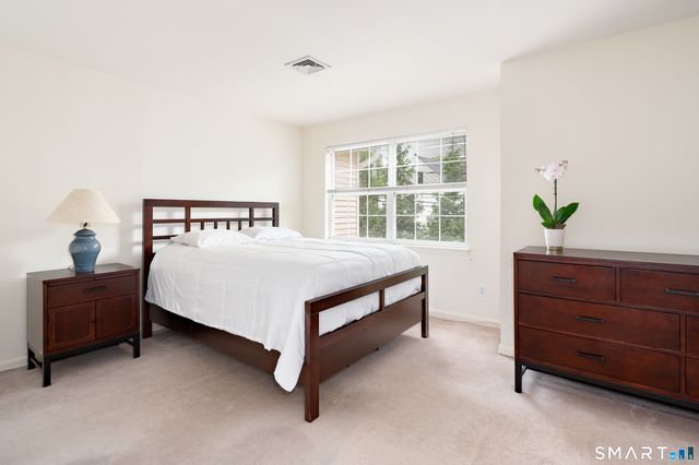 180 Turn Of River Road 1B, Stamford, CT 06905
