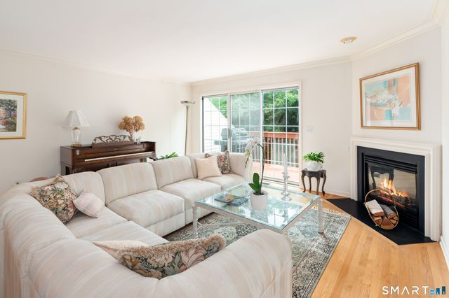 180 Turn Of River Road 1B, Stamford, CT 06905