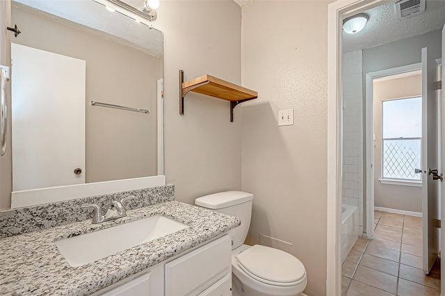 7111 Village Lake Drive, Cypress, TX 77433