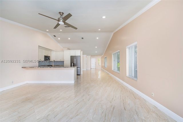 890 San Remo Dr, Weston, FL 33326