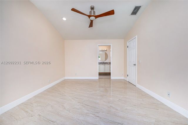 890 San Remo Dr, Weston, FL 33326