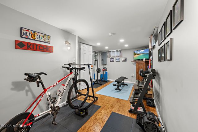 208 Martin Place, Middletown, NJ 07748