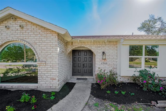 2306 Parana Drive, Houston, TX 77080