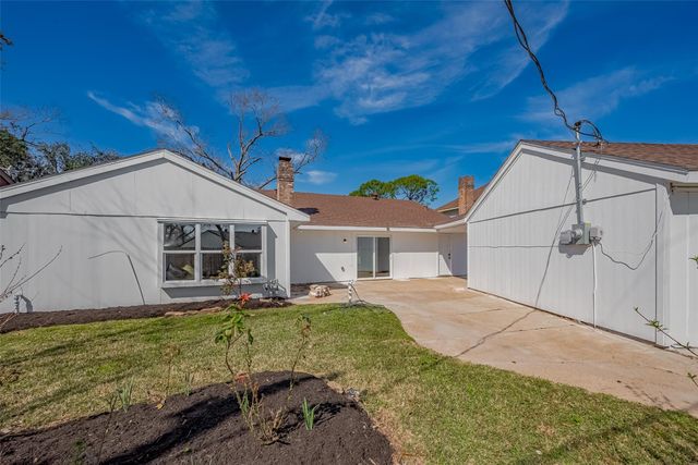 2306 Parana Drive, Houston, TX 77080