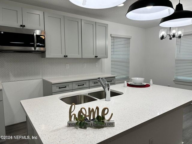 5928 DIAMOND Street, Jacksonville, FL 32208