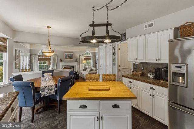 35 RICKLAND DR, Sewell, NJ 08080