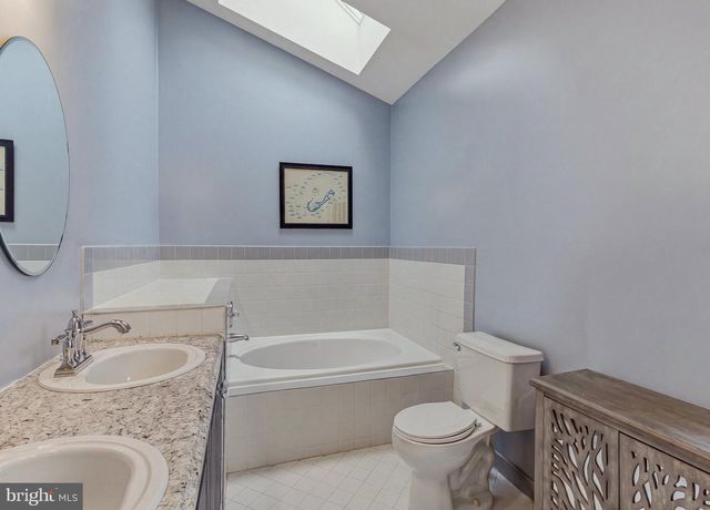 35 RICKLAND DR, Sewell, NJ 08080