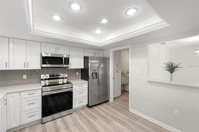 5689 EVERGREEN DRIVE 18, Sarasota, FL 34233