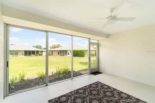 5689 EVERGREEN DRIVE 18, Sarasota, FL 34233