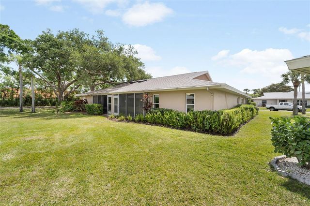 5689 EVERGREEN DRIVE 18, Sarasota, FL 34233