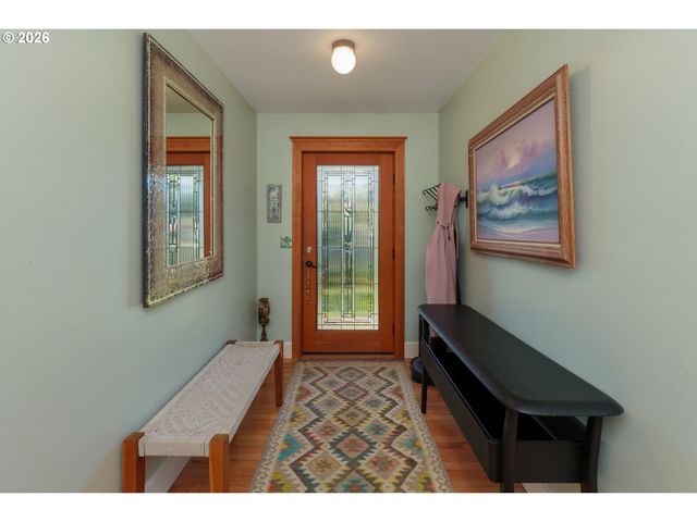 1305 Strawberry Dr, Bandon, OR 97411