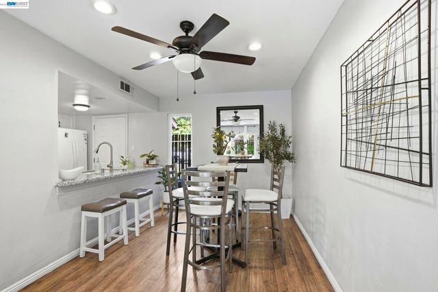 5505 Roundtree Dr B, Concord, CA 94521