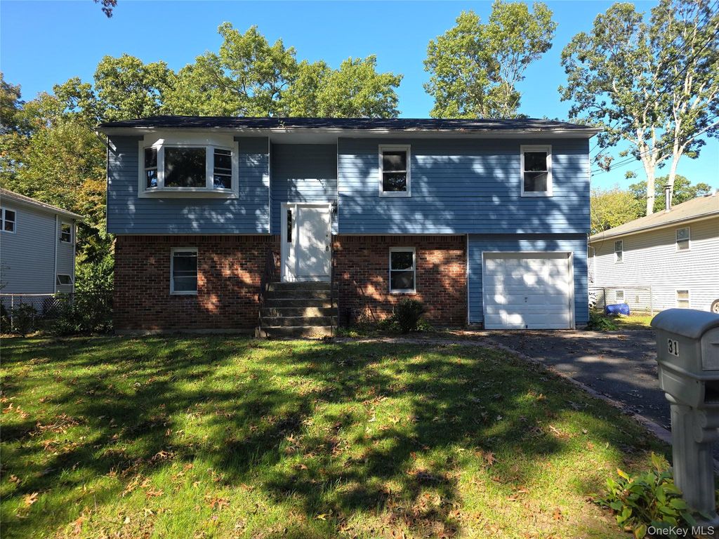 31 Depew Street, Huntington, NY 11743 — exterior