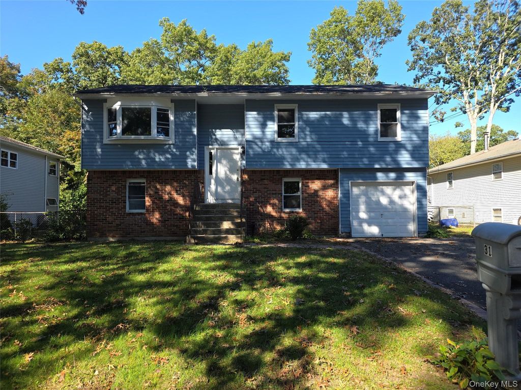 31 Depew Street, Huntington, NY 11743 — photo 2