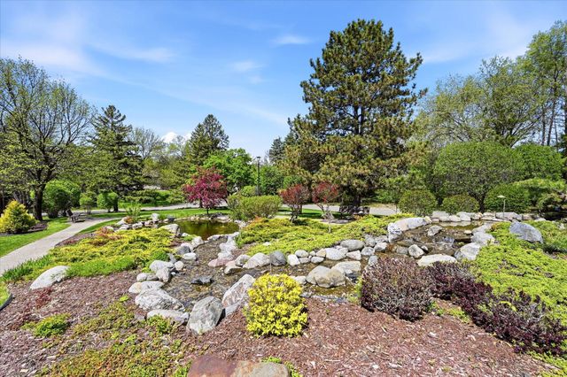 3531 Oakton Drive 2005, Hopkins, MN 55305