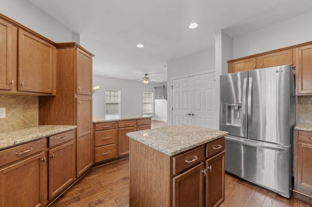 100 Placid Grove Ln Apt 1206, Goodlettsville, TN 37072