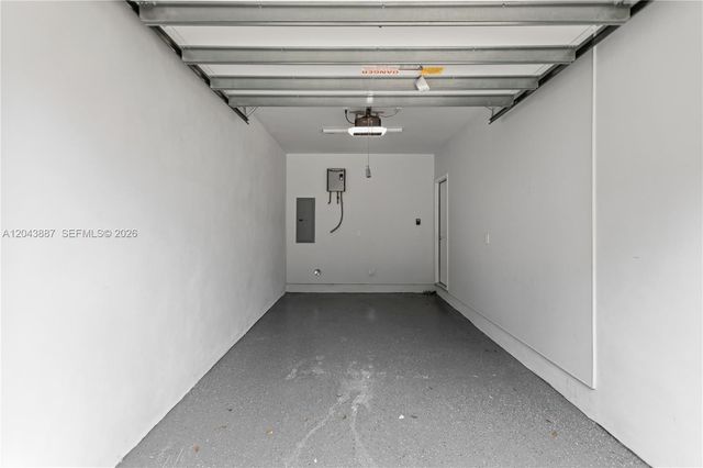 809 SW 10th Ter, Fort Lauderdale, FL 33315