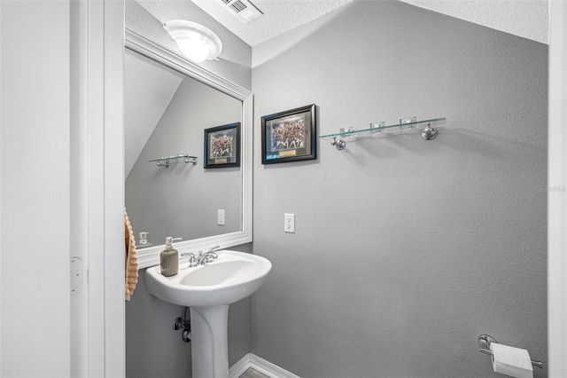 400 S WILLOW AVENUE A, Tampa, FL 33606