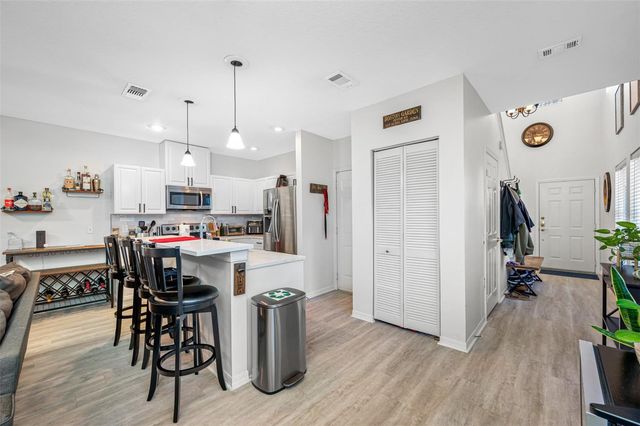 400 S WILLOW AVENUE A, Tampa, FL 33606