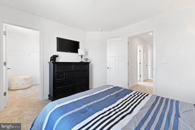 300 EDDY RD, Inwood, WV 25428