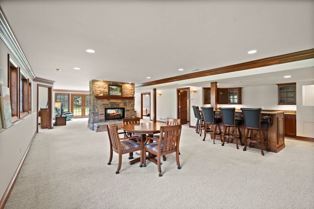 1340 Cantigny Court, Chesterton, IN 46304
