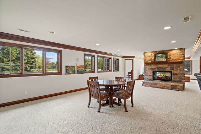 1340 Cantigny Court, Chesterton, IN 46304