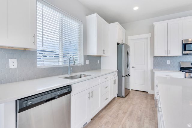 7632 S WAVERLY LN, West Jordan, UT 84084