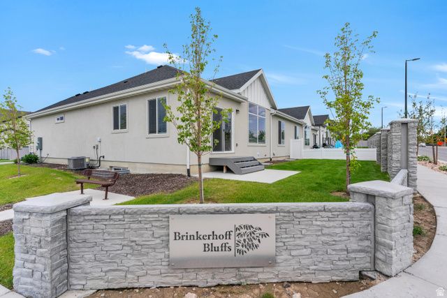 7632 S WAVERLY LN, West Jordan, UT 84084