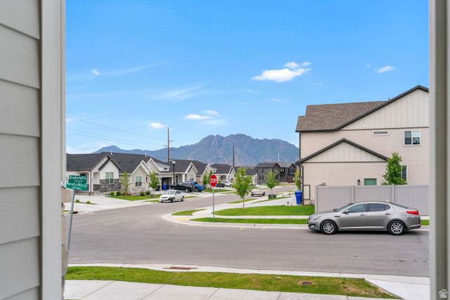 7632 S WAVERLY LN, West Jordan, UT 84084