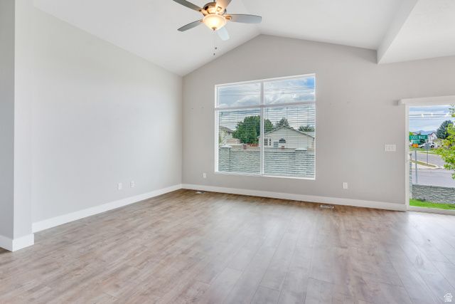 7632 S WAVERLY LN, West Jordan, UT 84084