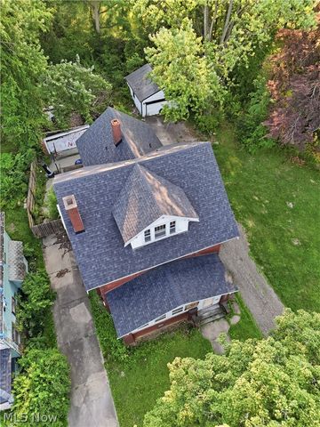 851 Tod Avenue NW, Warren, OH 44485