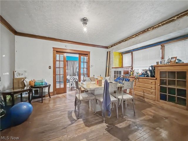 851 Tod Avenue NW, Warren, OH 44485