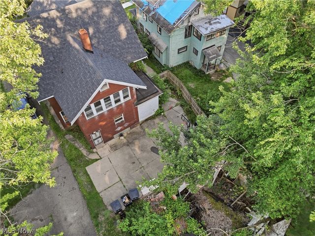 851 Tod Avenue NW, Warren, OH 44485