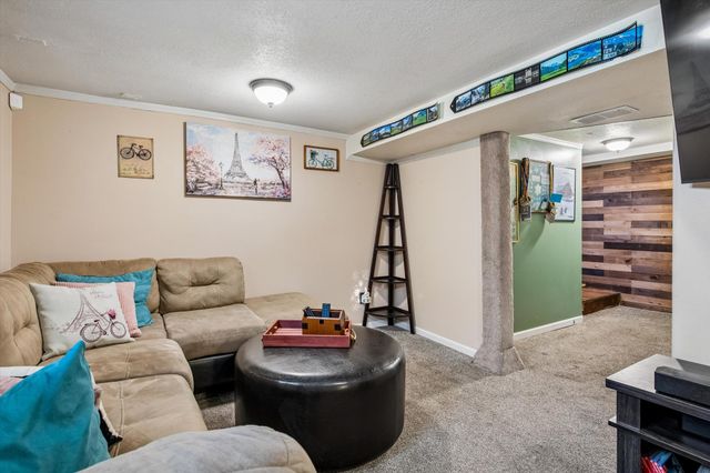 838 Clear Avenue, Saint Paul, MN 55106