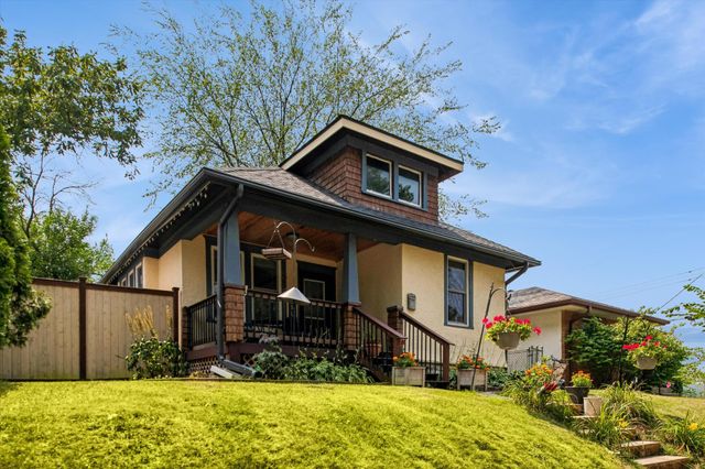 838 Clear Avenue, Saint Paul, MN 55106
