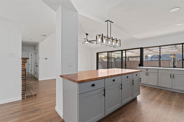 802 Greenbriar Drive, Garland, TX 75043