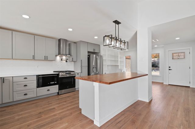 802 Greenbriar Drive, Garland, TX 75043