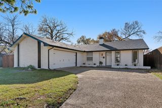 802 Greenbriar Drive, Garland, TX 75043